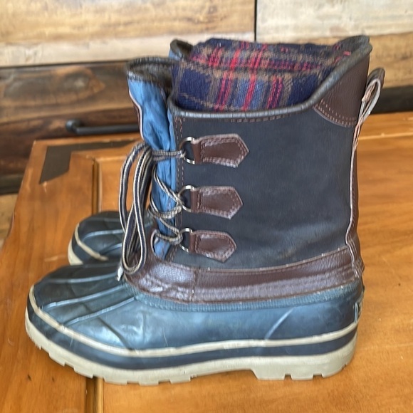 Duck Thermolite Steel Shank Snow Boots Size 6 main image 7